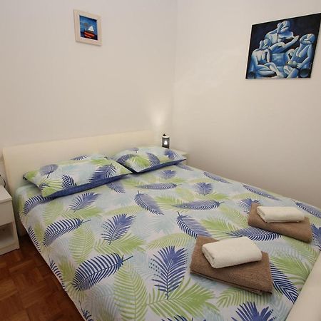 Apartment Luigi Poreč Exterior foto